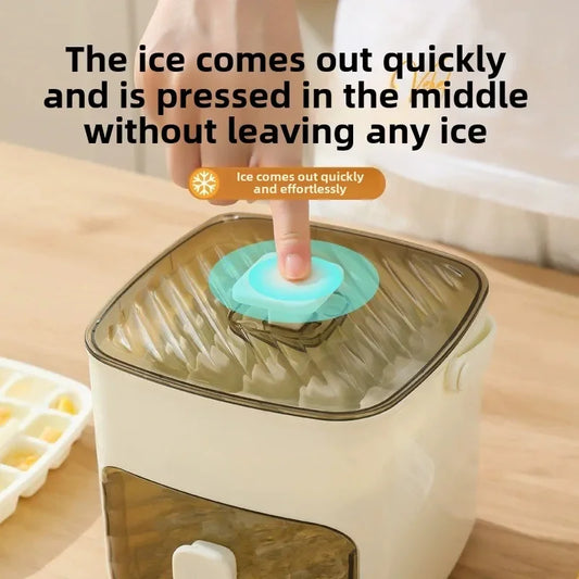 २०२५ नयाँ आइस बक्स एक क्लिकमा डि आइसिङ र सजिलो डिमोल्डिङ आइस ग्रिड ठूलो क्षमताको आइस मेकिंग बक्स स्क्वायर प्लास्टिक मोल्ड स्ट्रेनरको साथ